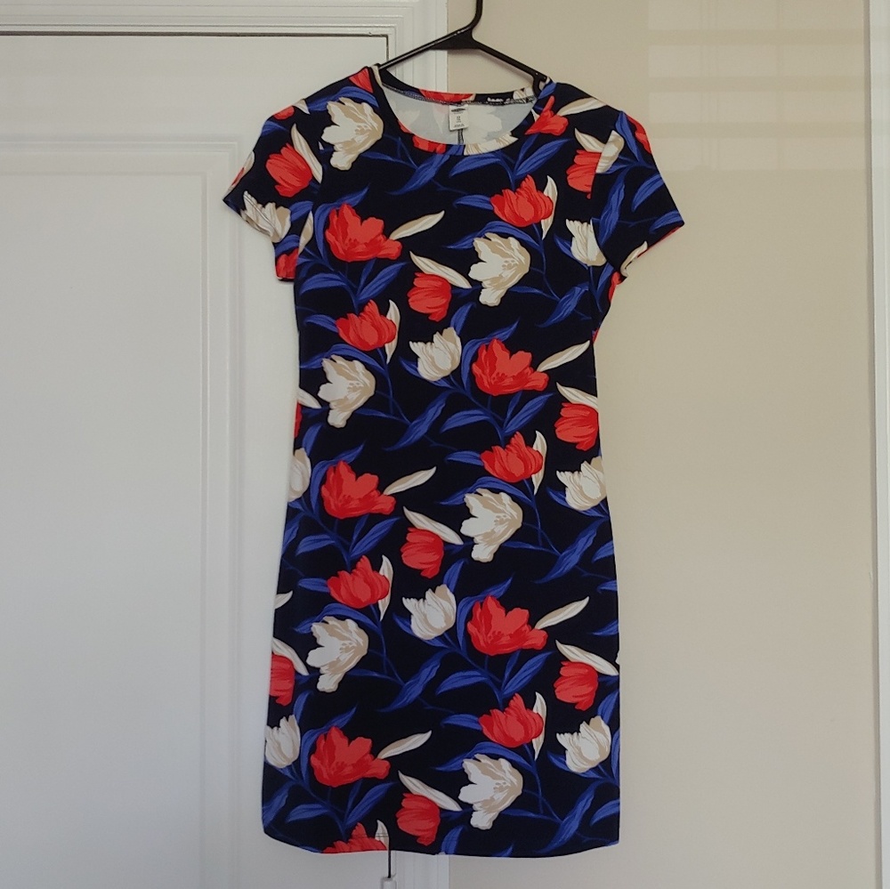 Perfect floral dress for summer!